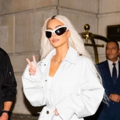 BALENCIAGA BB0232S/001 12 BALENCIAGA BB0232S/001 -Etnia Barcelona || Gucci Shop balenciaga bb0232s white kim kardashian