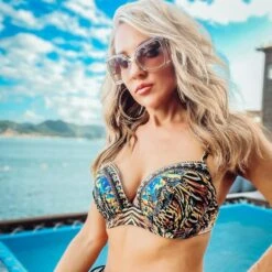 CAZAL 8506/001 8 CAZAL 8506/001 -Etnia Barcelona || Gucci Shop cazal 8506 woman