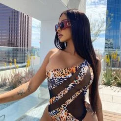 GUCCI GG0810S/001 11 GUCCI GG0810S/001 -Etnia Barcelona || Gucci Shop gucci gg0810s analicia chaves