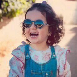 IZIPIZI #G JUNIOR/BLACK -Etnia Barcelona || Gucci Shop izipizi junior g