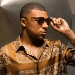 OAKLEY 9242/924202 -Etnia Barcelona || Gucci Shop oakley 9242 kylie mbappe